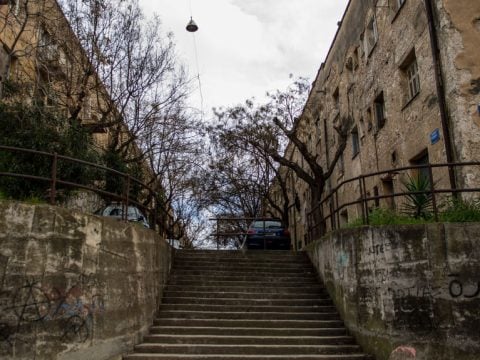Προσφυγικά: Νέο ψήφισμα του Δήμου Αθηναίων – «Να εξευρεθούν συναινετικές λύσεις»